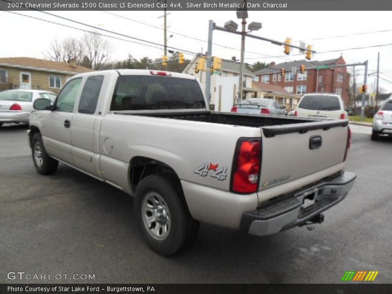 Silver Birch Metallic / Dark Charcoal 2007 Chevrolet Silverado 1500 Classic LS Extended Cab 4x4