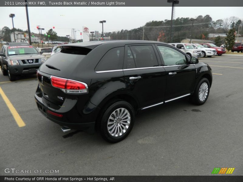 Tuxedo Black Metallic / Medium Light Stone 2011 Lincoln MKX FWD