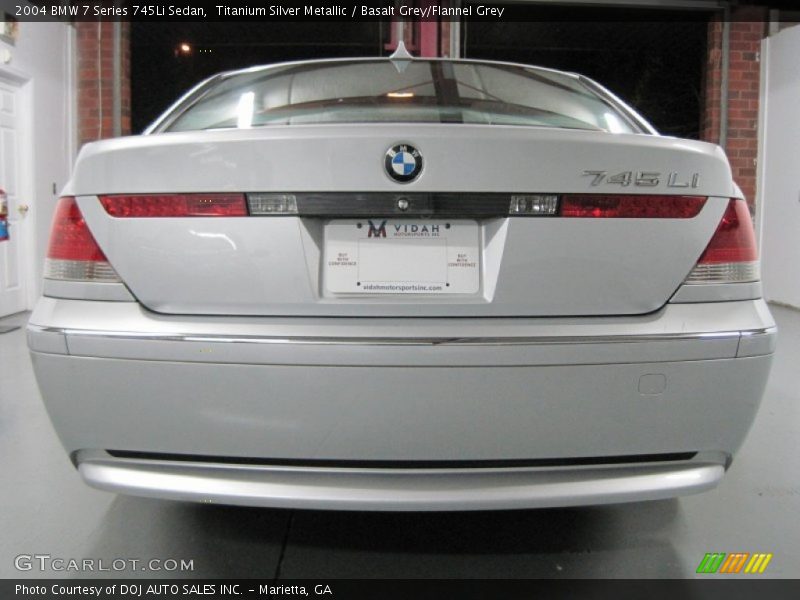 Titanium Silver Metallic / Basalt Grey/Flannel Grey 2004 BMW 7 Series 745Li Sedan