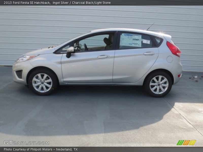 Ingot Silver / Charcoal Black/Light Stone 2013 Ford Fiesta SE Hatchback
