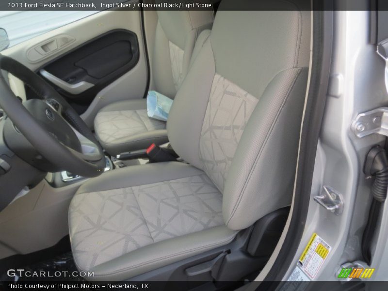 Ingot Silver / Charcoal Black/Light Stone 2013 Ford Fiesta SE Hatchback