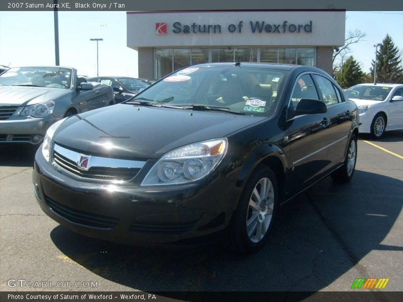 Black Onyx / Tan 2007 Saturn Aura XE
