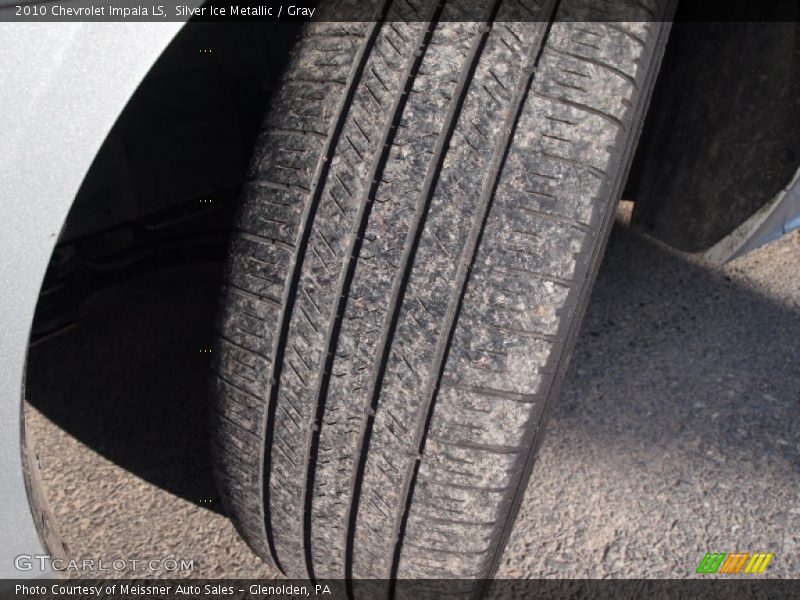Silver Ice Metallic / Gray 2010 Chevrolet Impala LS