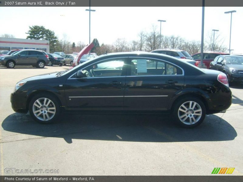 Black Onyx / Tan 2007 Saturn Aura XE