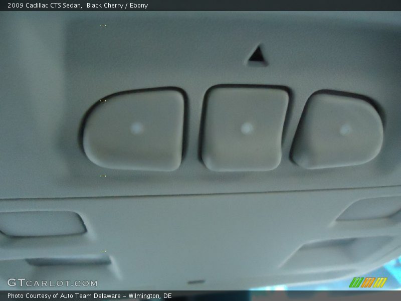 Controls of 2009 CTS Sedan
