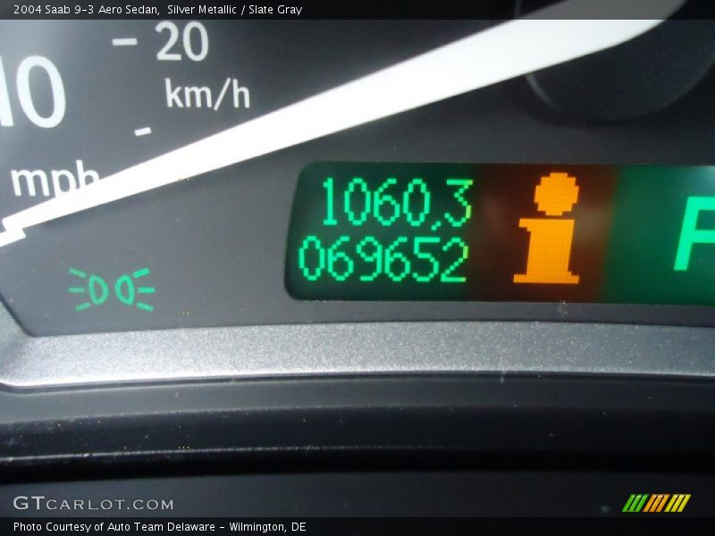 Silver Metallic / Slate Gray 2004 Saab 9-3 Aero Sedan