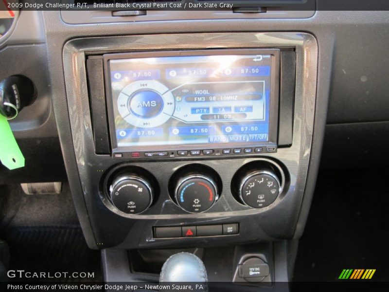 Controls of 2009 Challenger R/T