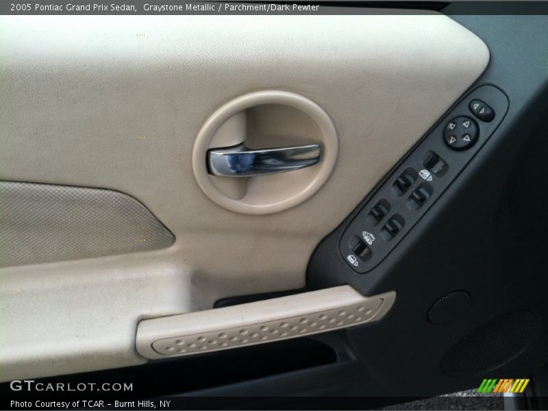 Graystone Metallic / Parchment/Dark Pewter 2005 Pontiac Grand Prix Sedan