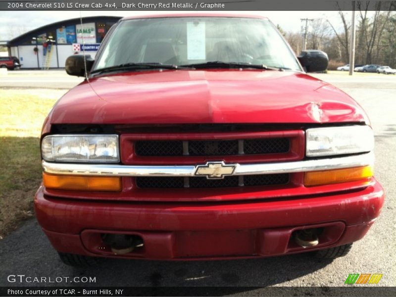 Dark Cherry Red Metallic / Graphite 2004 Chevrolet S10 LS Crew Cab 4x4