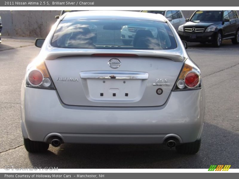 Brilliant Silver / Charcoal 2011 Nissan Altima 2.5 S
