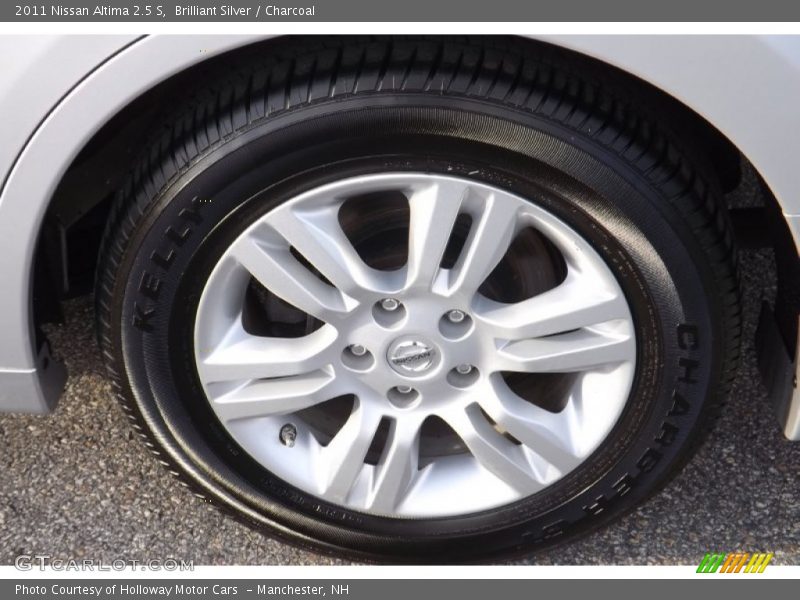 Brilliant Silver / Charcoal 2011 Nissan Altima 2.5 S