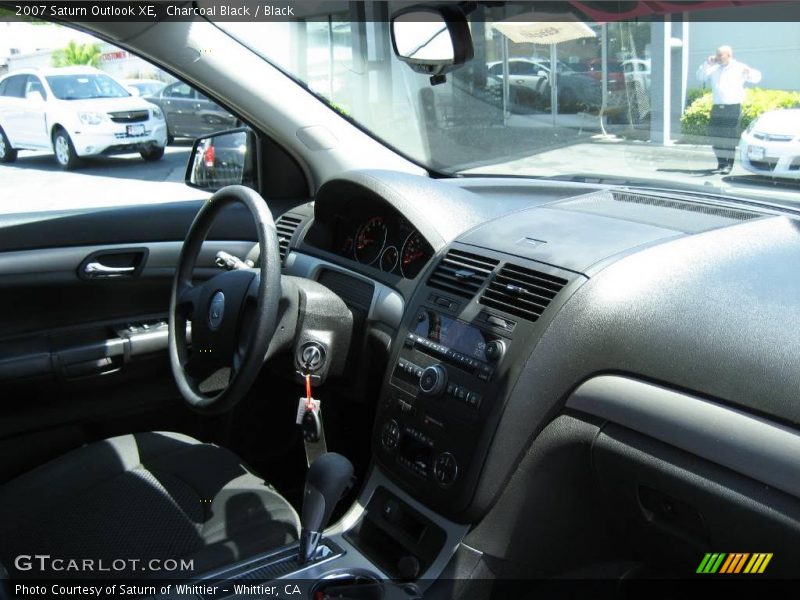 Charcoal Black / Black 2007 Saturn Outlook XE