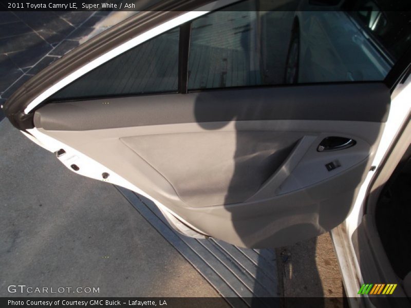 Super White / Ash 2011 Toyota Camry LE