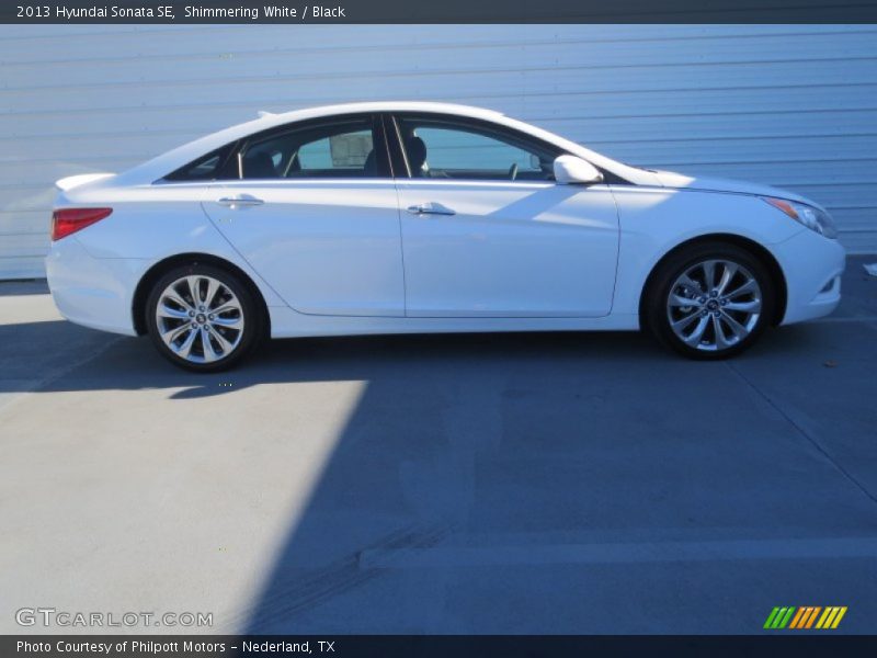 Shimmering White / Black 2013 Hyundai Sonata SE