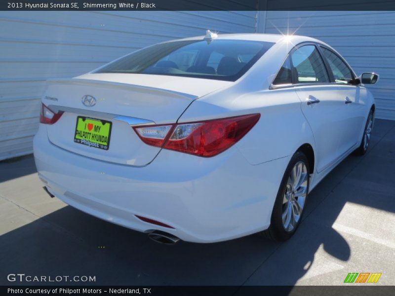 Shimmering White / Black 2013 Hyundai Sonata SE