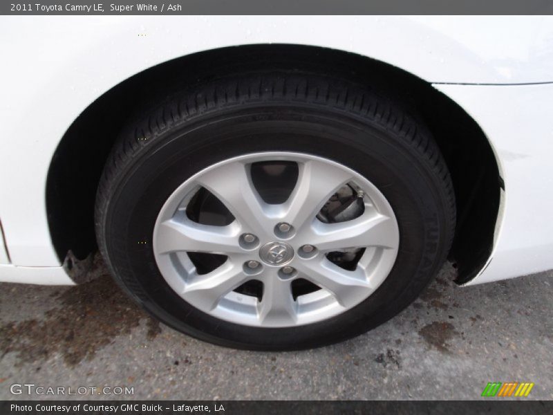 Super White / Ash 2011 Toyota Camry LE