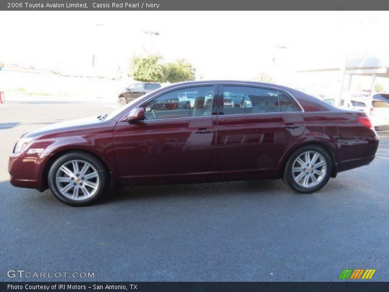 Cassis Red Pearl / Ivory 2006 Toyota Avalon Limited
