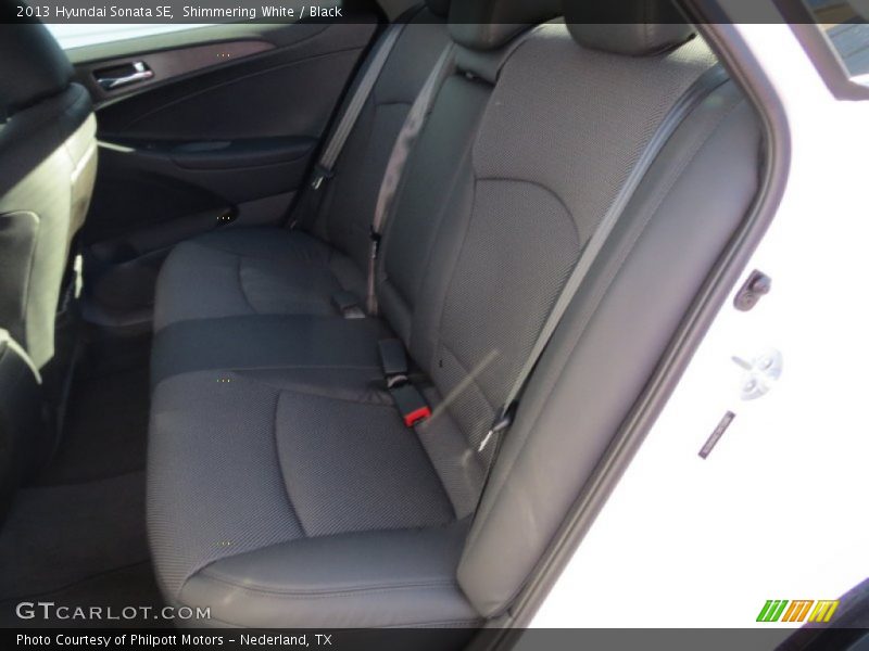 Shimmering White / Black 2013 Hyundai Sonata SE