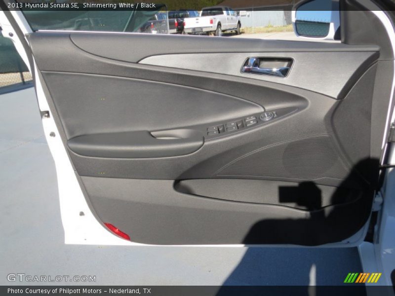 Shimmering White / Black 2013 Hyundai Sonata SE