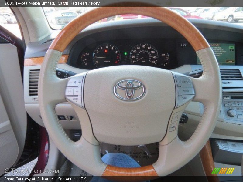 Cassis Red Pearl / Ivory 2006 Toyota Avalon Limited