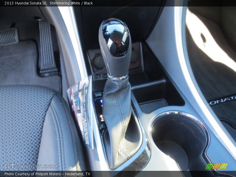 Shimmering White / Black 2013 Hyundai Sonata SE