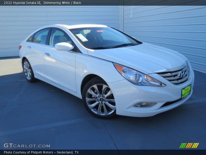 Shimmering White / Black 2013 Hyundai Sonata SE