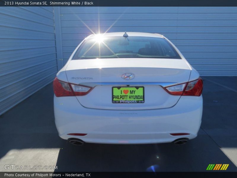 Shimmering White / Black 2013 Hyundai Sonata SE