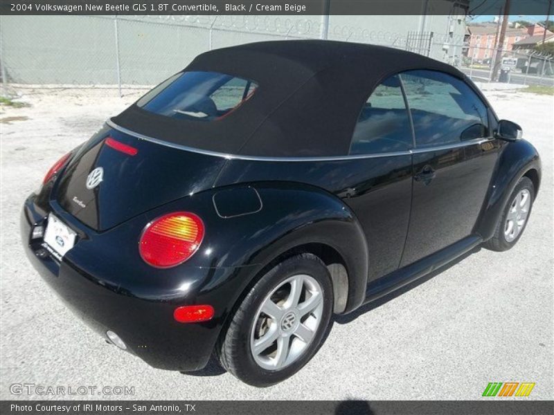 Black / Cream Beige 2004 Volkswagen New Beetle GLS 1.8T Convertible