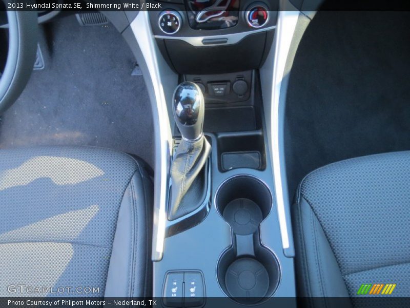 Shimmering White / Black 2013 Hyundai Sonata SE