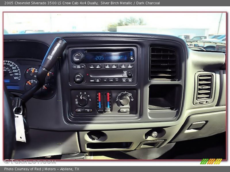 Silver Birch Metallic / Dark Charcoal 2005 Chevrolet Silverado 3500 LS Crew Cab 4x4 Dually