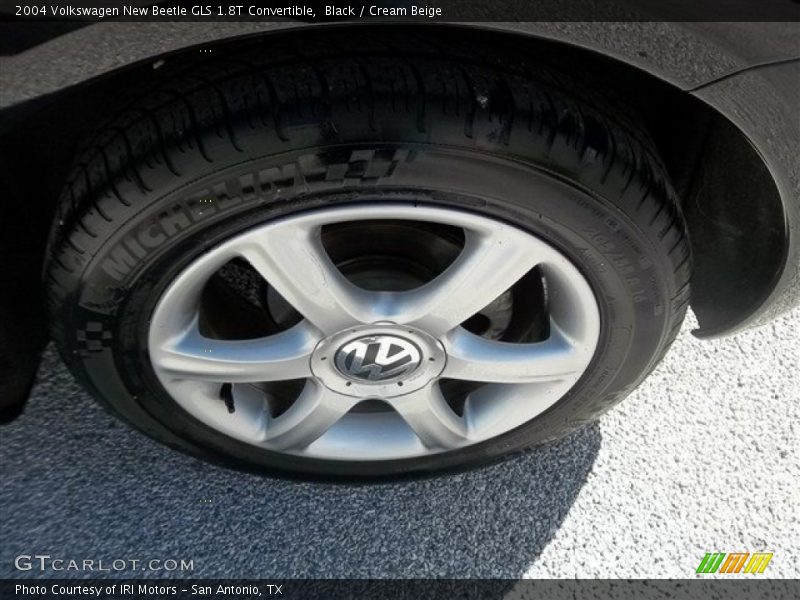 Black / Cream Beige 2004 Volkswagen New Beetle GLS 1.8T Convertible