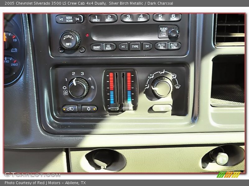 Silver Birch Metallic / Dark Charcoal 2005 Chevrolet Silverado 3500 LS Crew Cab 4x4 Dually