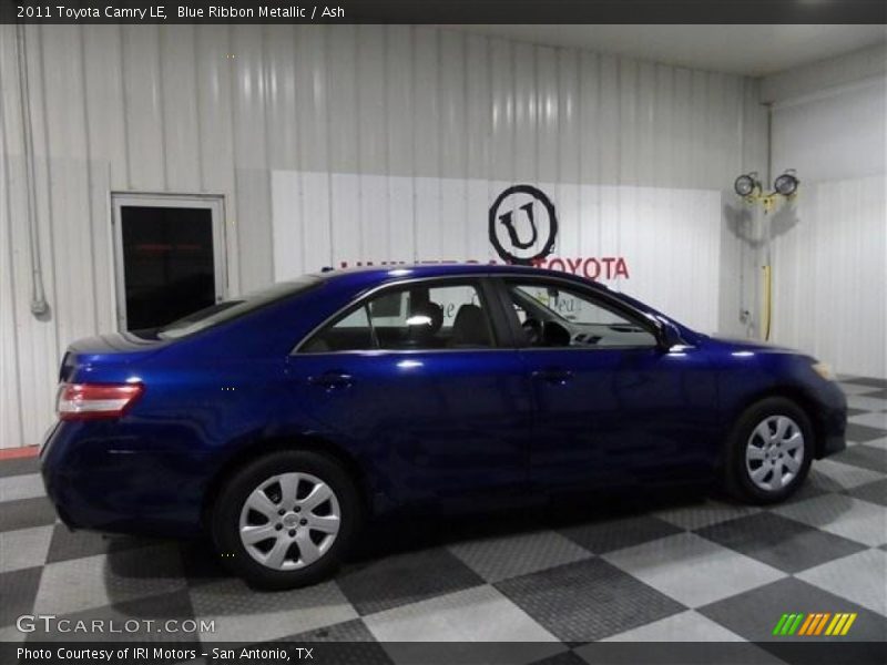 Blue Ribbon Metallic / Ash 2011 Toyota Camry LE