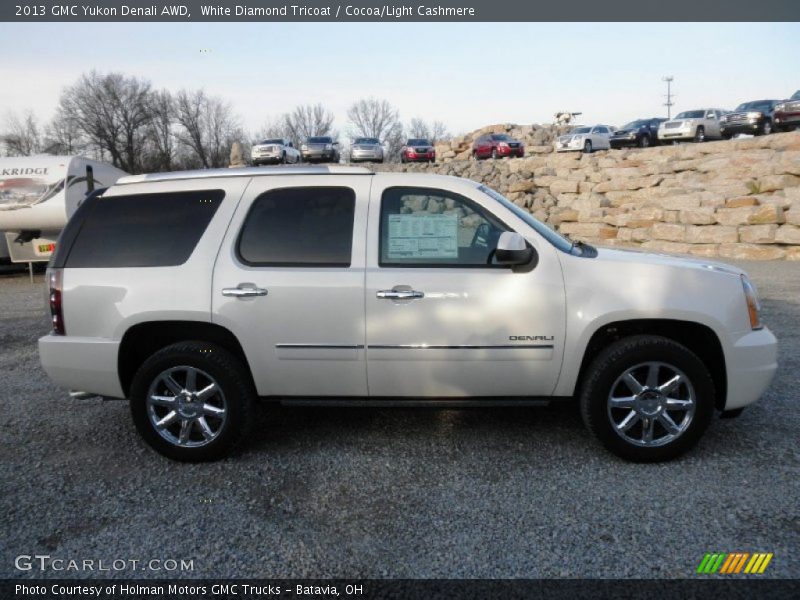 White Diamond Tricoat / Cocoa/Light Cashmere 2013 GMC Yukon Denali AWD