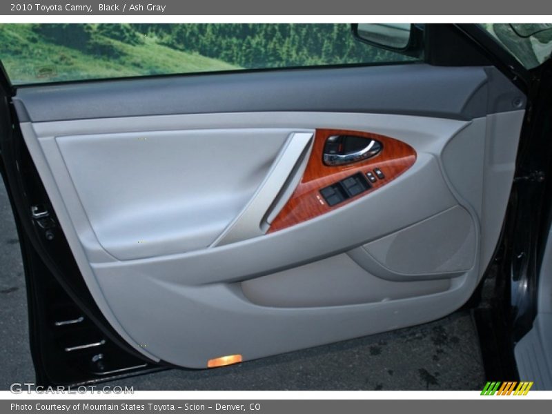 Black / Ash Gray 2010 Toyota Camry