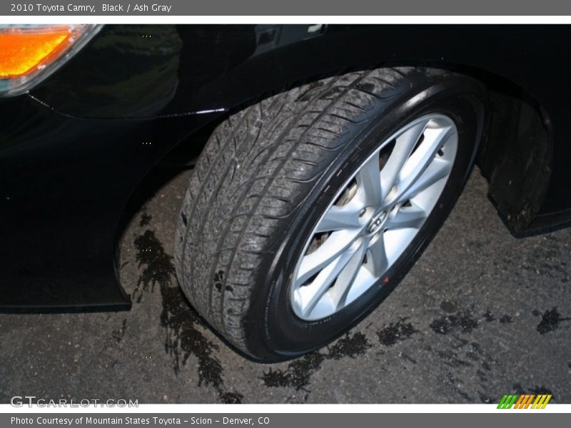 Black / Ash Gray 2010 Toyota Camry