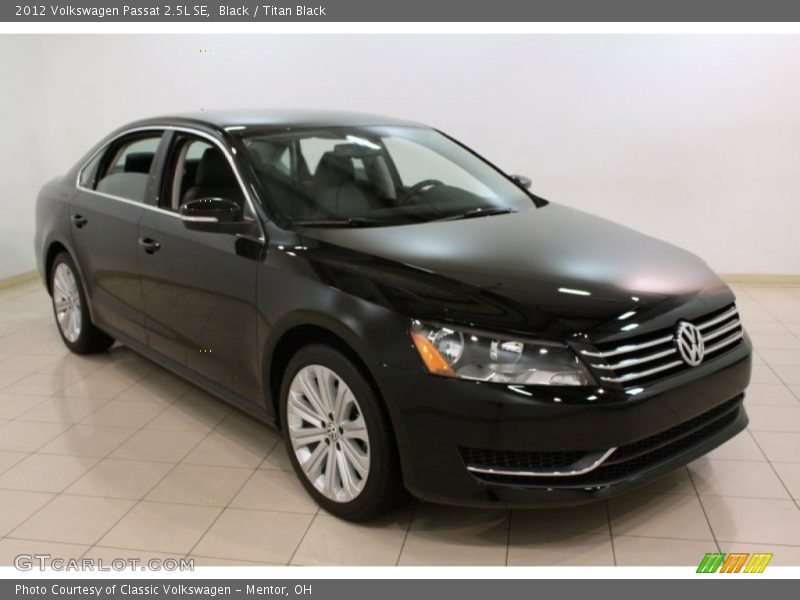 Black / Titan Black 2012 Volkswagen Passat 2.5L SE