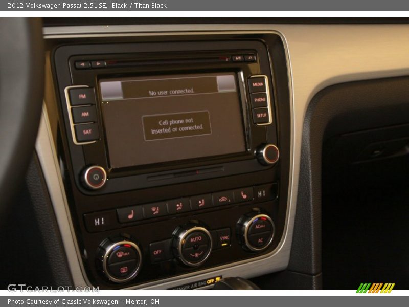 Black / Titan Black 2012 Volkswagen Passat 2.5L SE