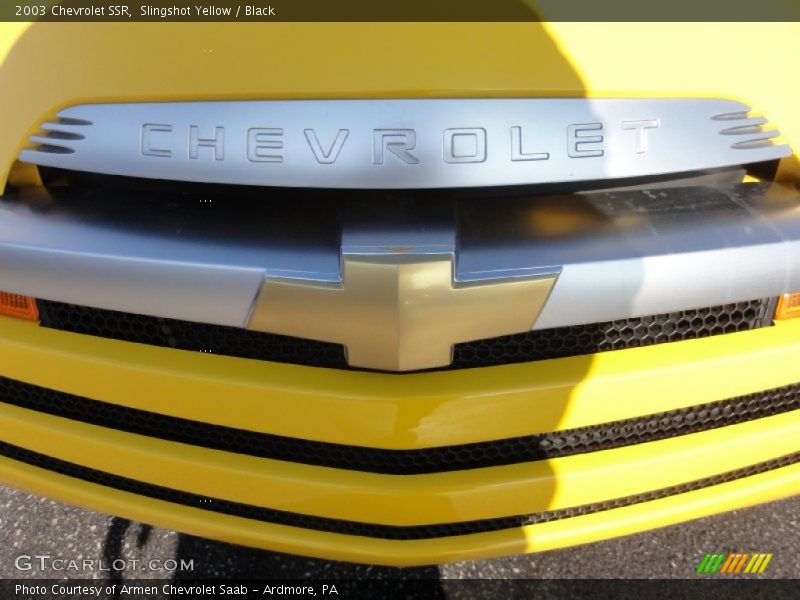 Slingshot Yellow / Black 2003 Chevrolet SSR