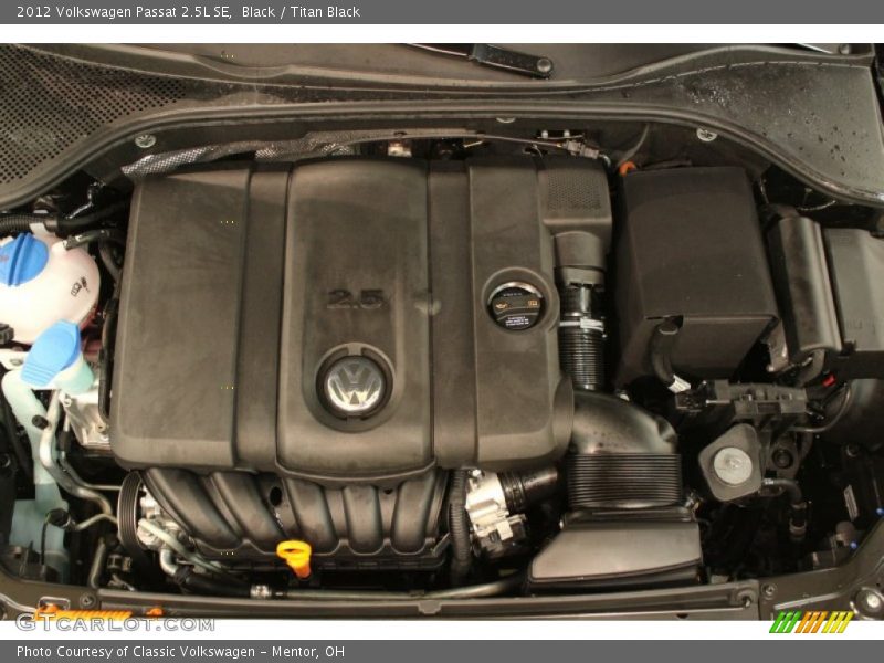 Black / Titan Black 2012 Volkswagen Passat 2.5L SE