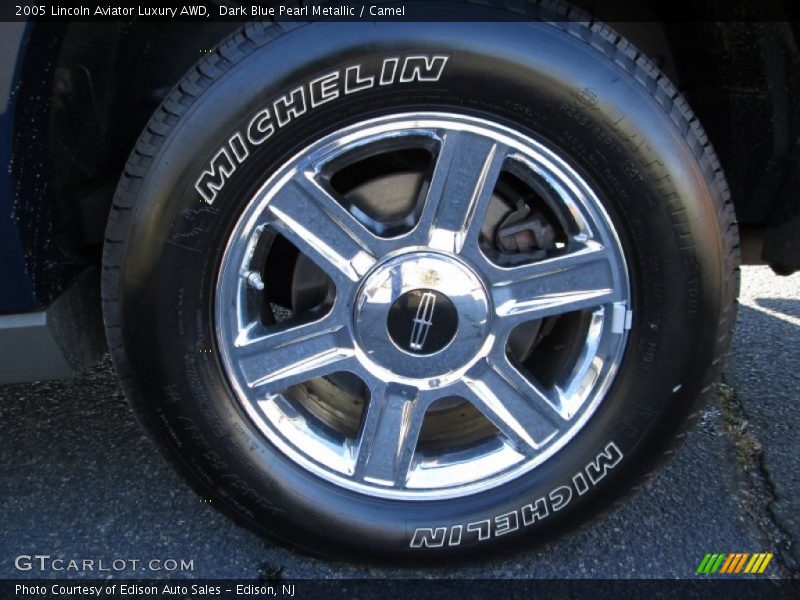  2005 Aviator Luxury AWD Wheel