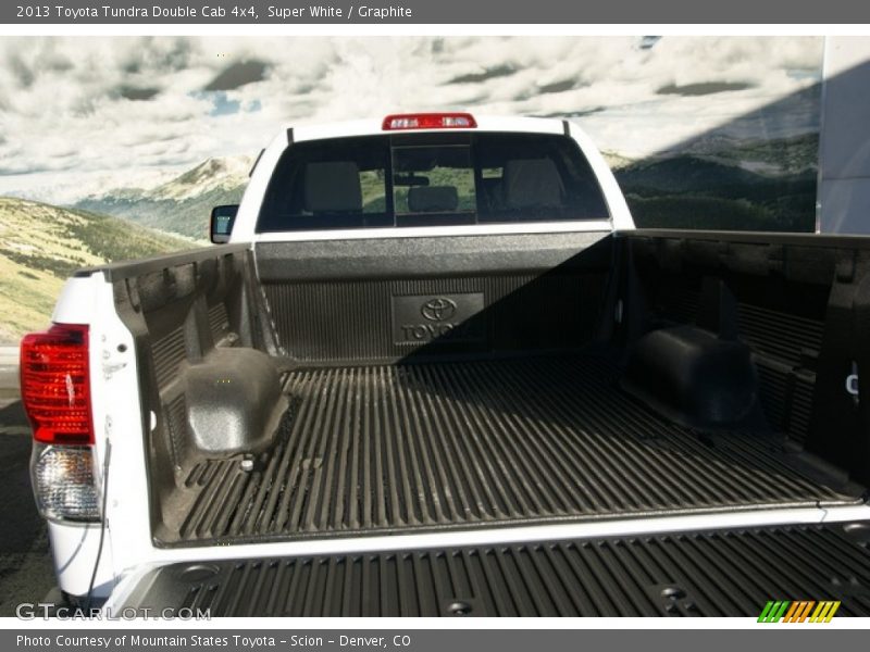Super White / Graphite 2013 Toyota Tundra Double Cab 4x4