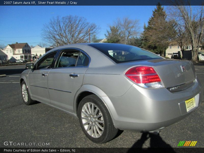 Silver Pearl Metallic / Gray 2007 Saturn Aura XR