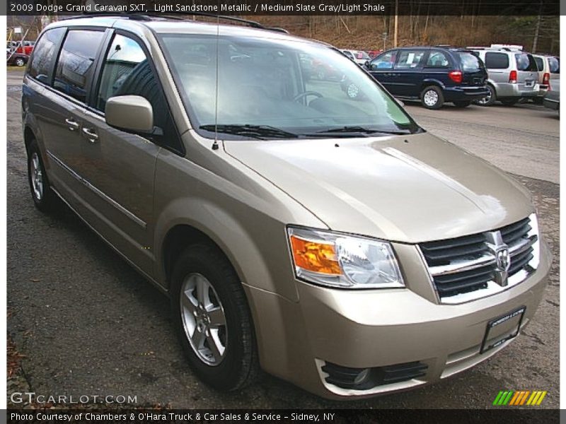 Light Sandstone Metallic / Medium Slate Gray/Light Shale 2009 Dodge Grand Caravan SXT