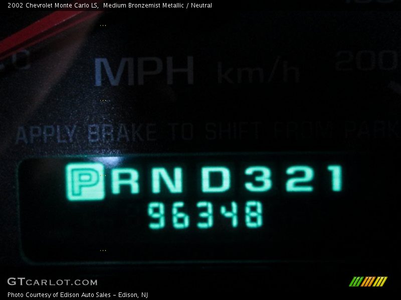 Medium Bronzemist Metallic / Neutral 2002 Chevrolet Monte Carlo LS