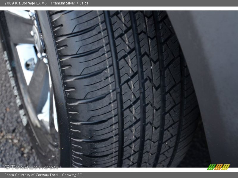 Titanium Silver / Beige 2009 Kia Borrego EX V6