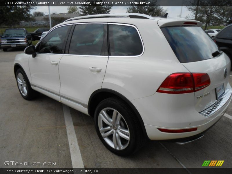 Campanella White / Saddle Brown 2011 Volkswagen Touareg TDI Executive 4XMotion