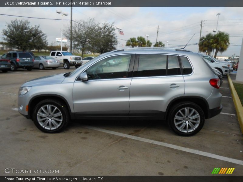 Reflex Silver Metallic / Charcoal 2010 Volkswagen Tiguan S
