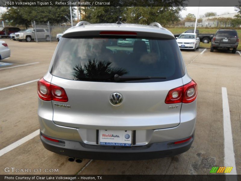 Reflex Silver Metallic / Charcoal 2010 Volkswagen Tiguan S