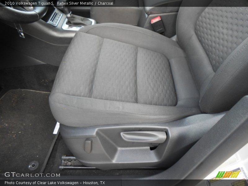 Reflex Silver Metallic / Charcoal 2010 Volkswagen Tiguan S